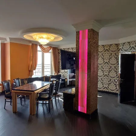 Maison Deluxe - Kukuruza Sea View Penthouse